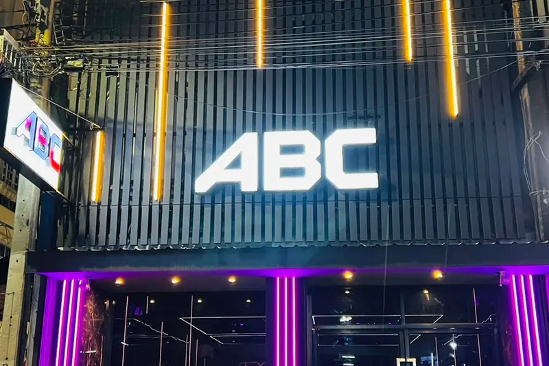 ABC Nuru Massage 店門口外觀(澎蓬)