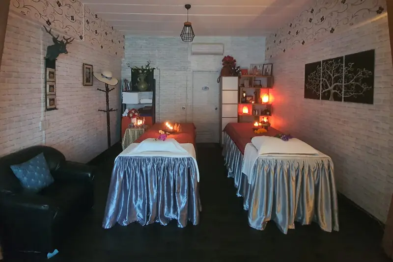 Chakra Bangkok Prostate Expert Massage 按摩房(曼谷)