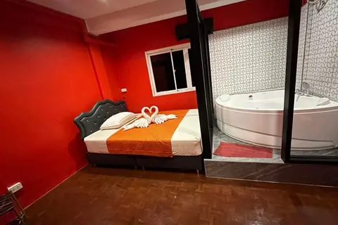 Cherry Massage Bangkok 按摩房(阿索克)