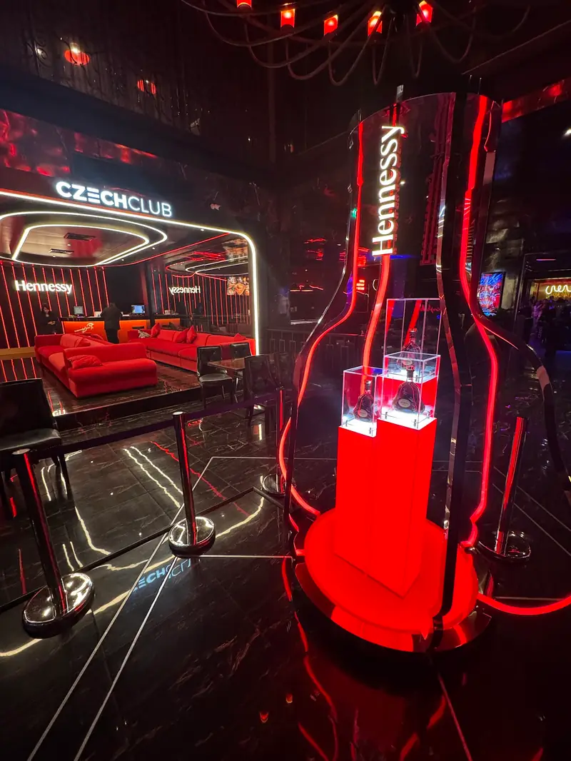 Czech Club 店內大廳（通羅）