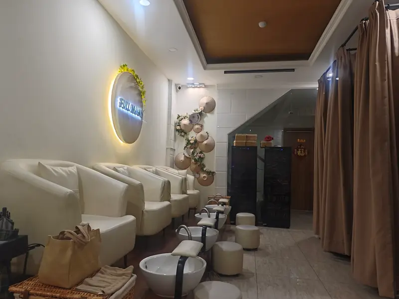 Full Moon 店内大厅(澎蓬)