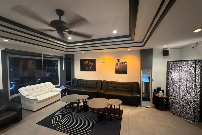 MiMi Massage 店內大廳（澎蓬）