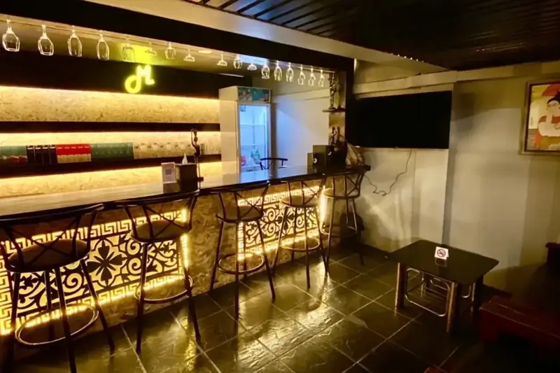 MIYABI Massage 店內大廳(夜市與長康路)