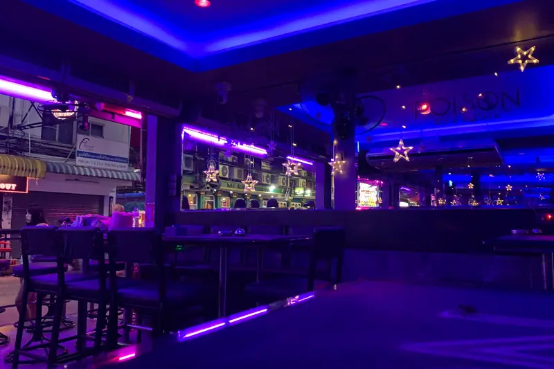 Poison Bar 酒吧內景(中芭提雅)