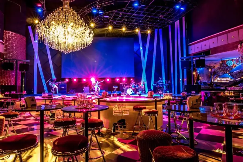 Sherbet Club Bangkok 店內大廳(通羅)