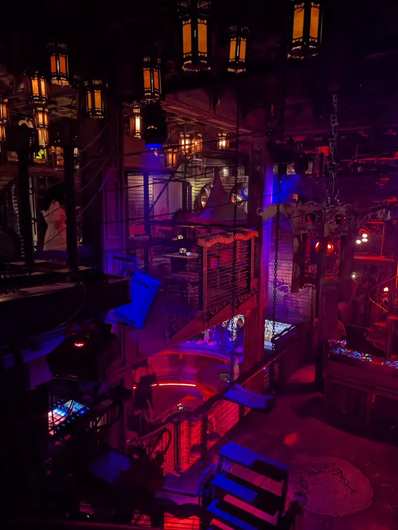 Sing Sing Theater 店內大廳（澎蓬）