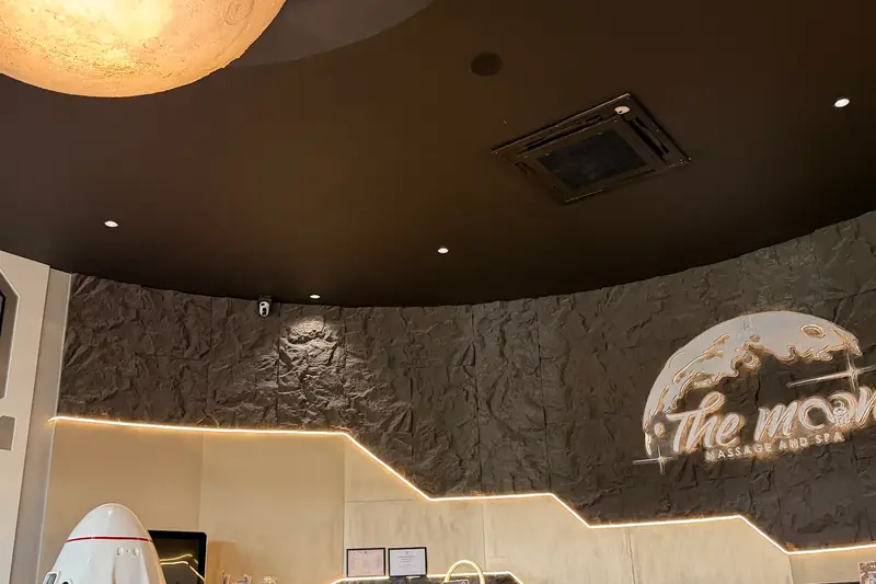 The Moon Massage and Spa 店內大廳(曼谷)